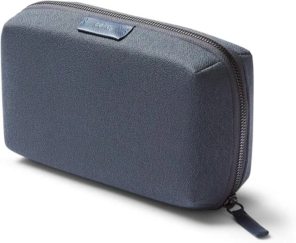 Bellroy Tech Kit (Tech Accessories Organizer Pouch, Zipper Closure Design, Stores Power Bank, Phone Charger, Cables & More, Internal)