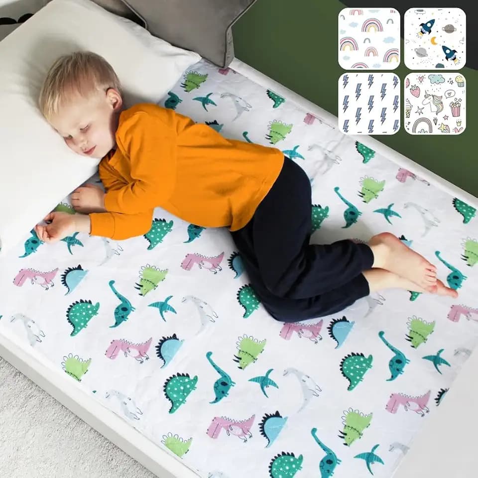 Hygge Sheets® Bettunterlage wasserdicht für Kinder | passend für Baby- & Kinderbett bis 90 cm Breite | Atmungsaktive, waschbare Matratzenauflage bei Inkontinenz mit seitlichem Einschlag | Dinosaurier
