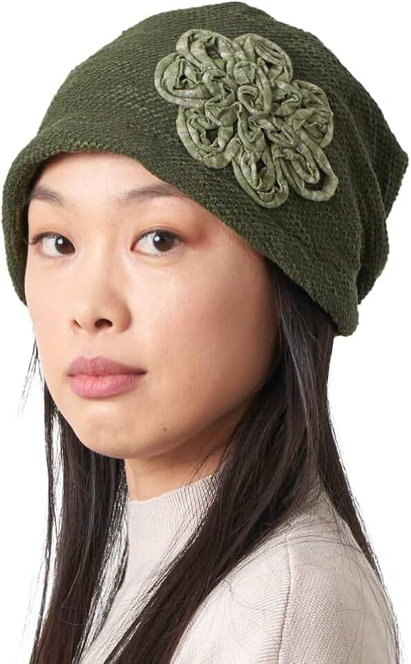 CHARM Strickmütze für Damen aus Baumwolle - Damenhut Elegant Baskenmütze Beanie mit Blumen Motiv Jede Jahreszeit