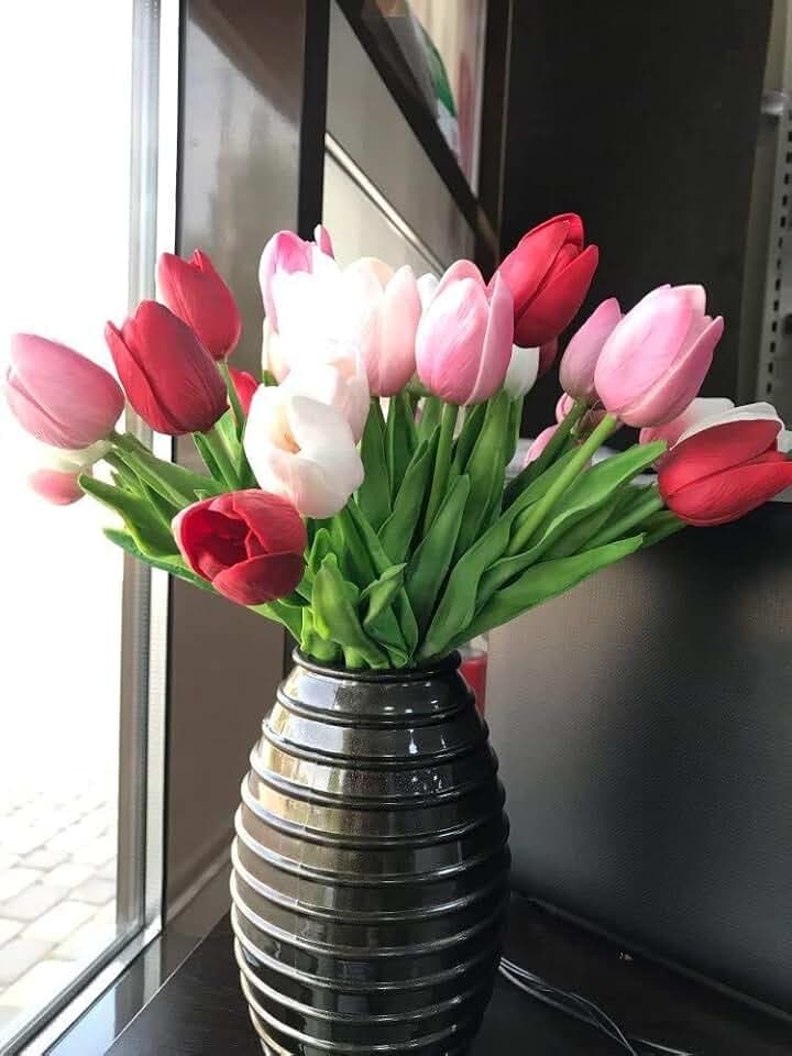 Künstliche Tulpen, 20 Stück künstliche Tulpe Blume Latex Real Touch Bridal Wedding Bouquet für Hochzeitszimmer Home Hotel Party Dekoration (Hellrosa tiefrosa rot)