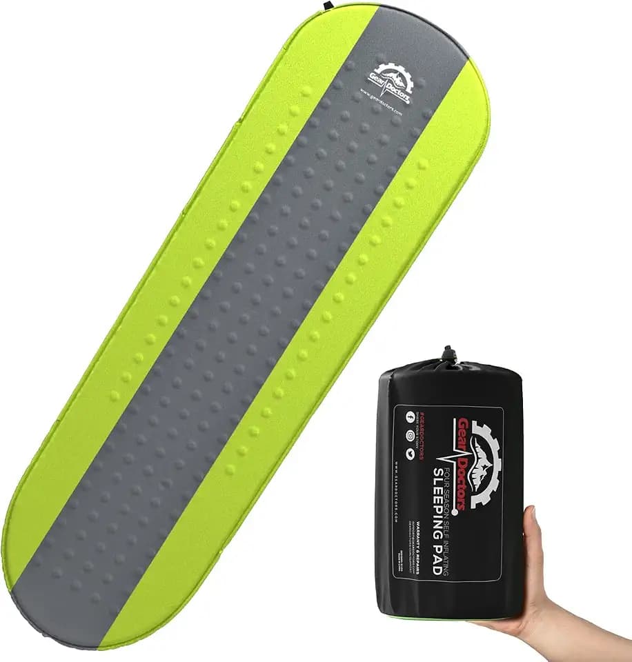 Gear Doctors selbstaufblasende Isomatte - R-Wert 4.3R - Vier-Jahreszeiten-Campingmatte– 1,5 Zoll Luftschaum-Hybrid - Matratze in Perfekter Größe für Rucksackreisen mit Isolierung für kalte Winter