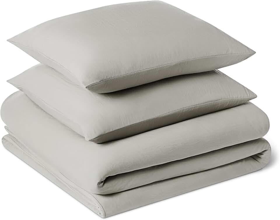 Amazon Basics Bettwäsche 200x200 3teilig Vorgewaschene Mikrofaser, Extra Weich mit Knitter-Look, Bügelfrei, Bettbezug 200x200 cm & 2 Kissenbezüge 80x80 cm, Grau