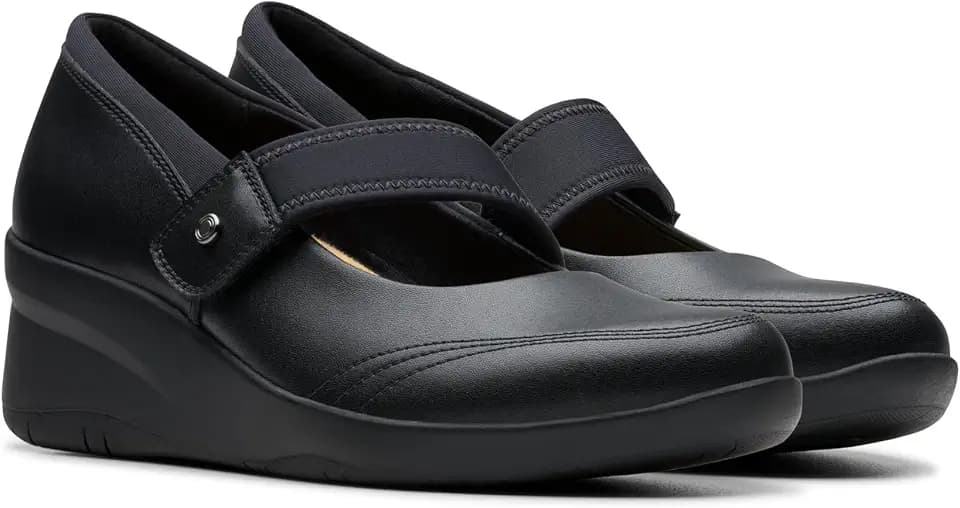 Clarks Women's Suttyn May