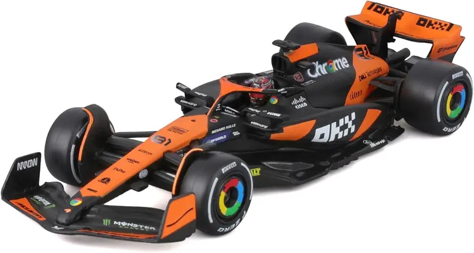 Bburago Formel 1 McLaren Team MCL38 (2024): Modellauto im Maßstab 1:43, mit Fahrer #81 Oscar Piastri, Hardcase, 12,5 cm, schwarz orange (18-38215P)