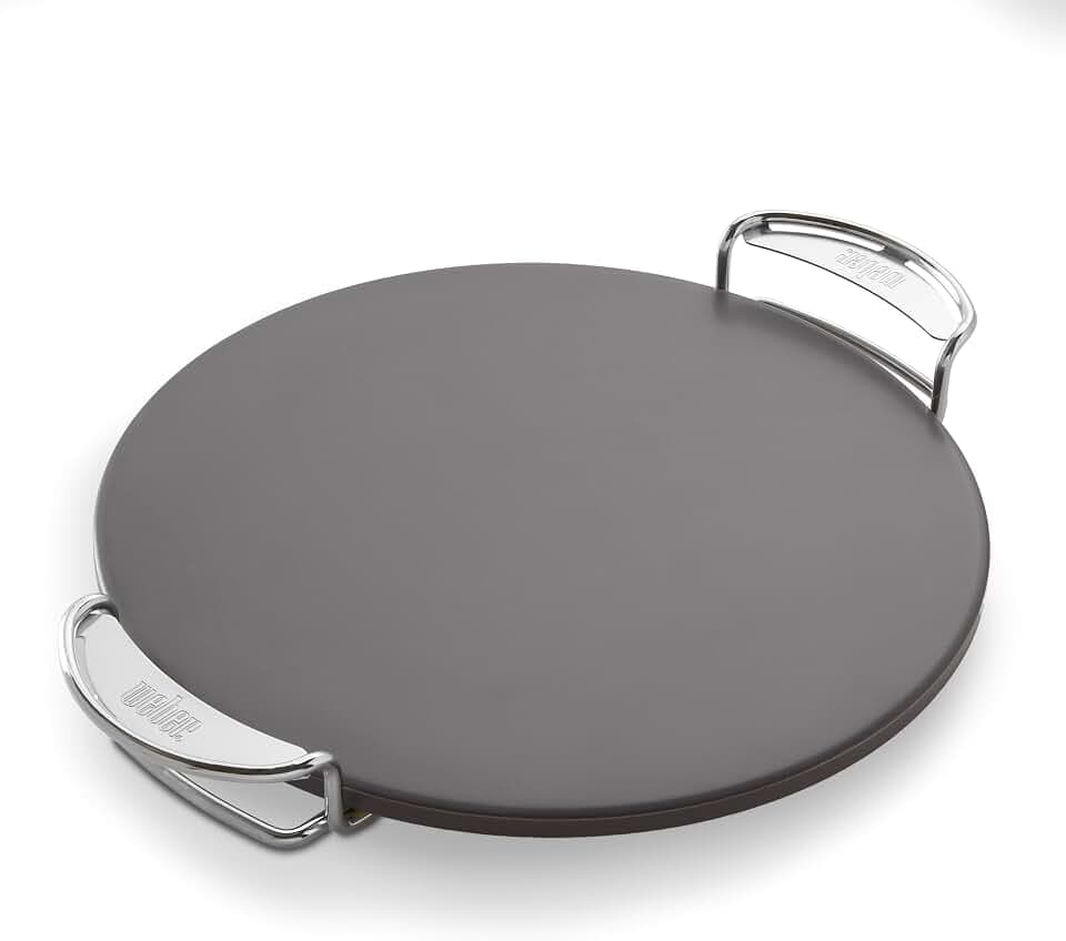 Weber Crafted Glasierter Pizzastein - hitzebeständig, speichert Wärme gleichmäßig, für knusprige Pizzaböden und einfache Reinigung – Creme (8861)