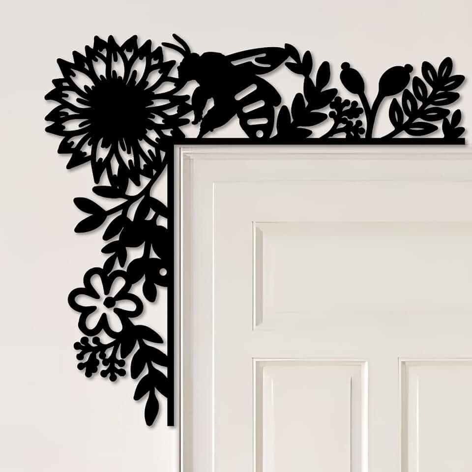 CREATCABIN Flower Door Corner Decor Metal Door Frame Decoration Black Bee Sunflower Plants Window Frame Topper Wall Art Sculpture Sign for Indoor Outdoor Home Office Corner Sign 11.8 x 11 inch
