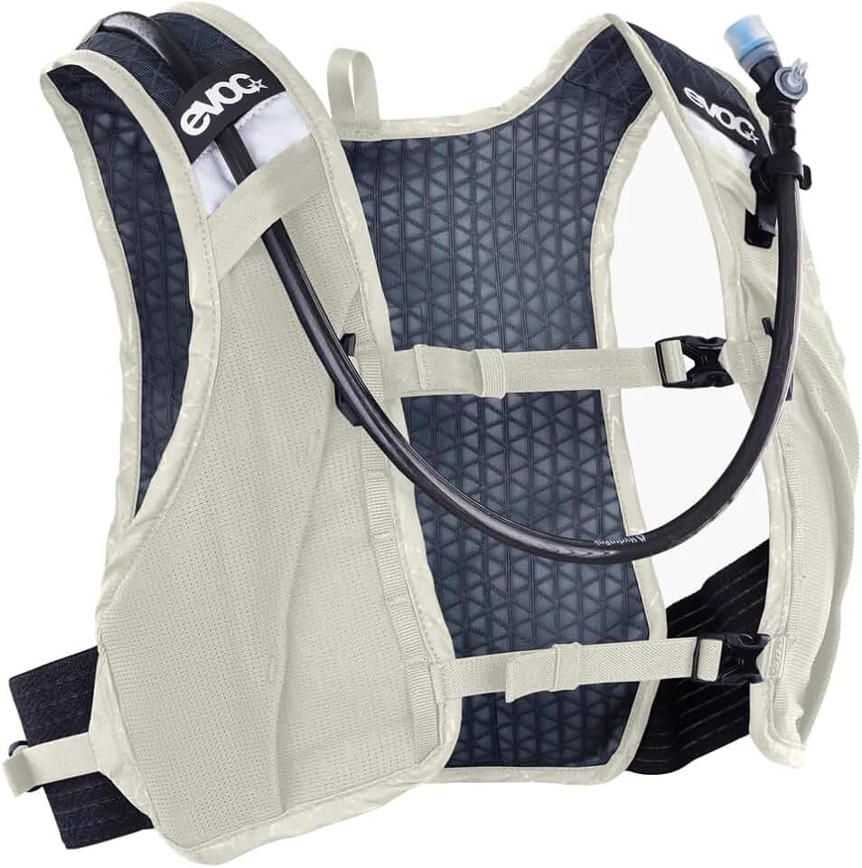 EVOC Hydro PRO Ultra 1,5 + Hydration Bladder 1,5 Trinkrucksack, Sand