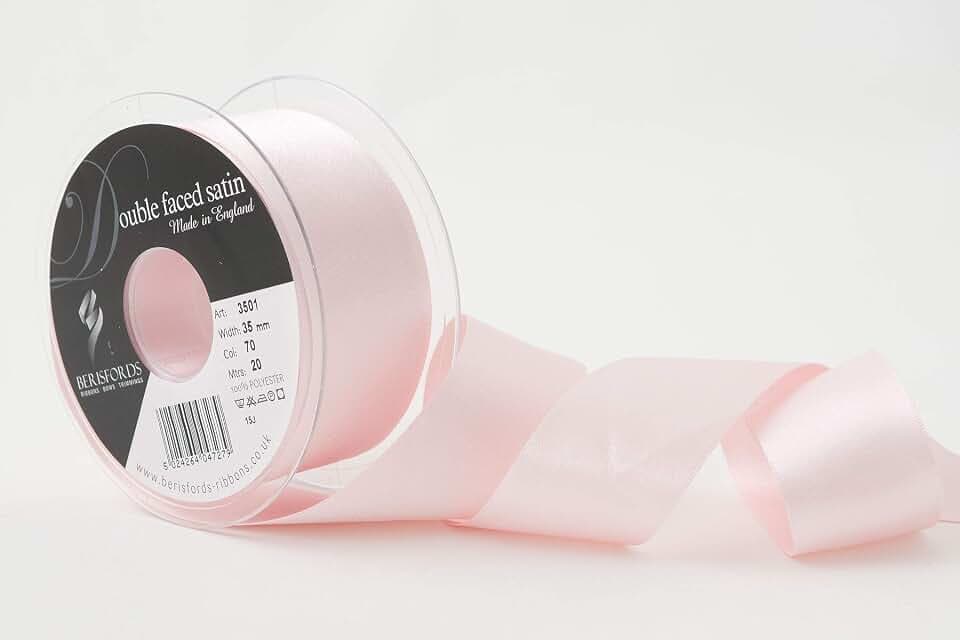 Berisfords 3501 Satinband, doppelseitig, 35 mm, Hellrosa, 70, 10,5 x 10,5 x 4.59 cm Doppelseitiges Band, Polyester, Satin, Pale Pink