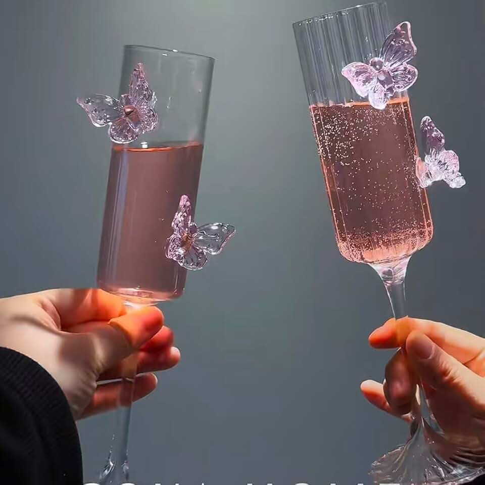 gugululu 2 Stück Schmetterlings Wein Gläser, Kelche, Sektkelche, Trinkgläser mit modischen Romantischem 3D-Schmetterling für Hochzeiten, Verlobungen und Partys (Gestreifter)