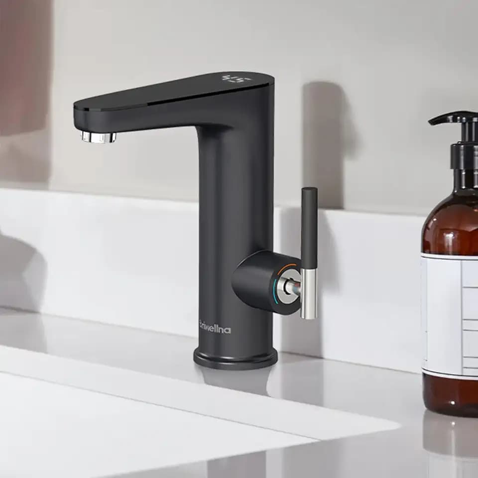 Sofort-Warmwasserhahn, elektrischer Durchlauferhitzer (Schwarz)