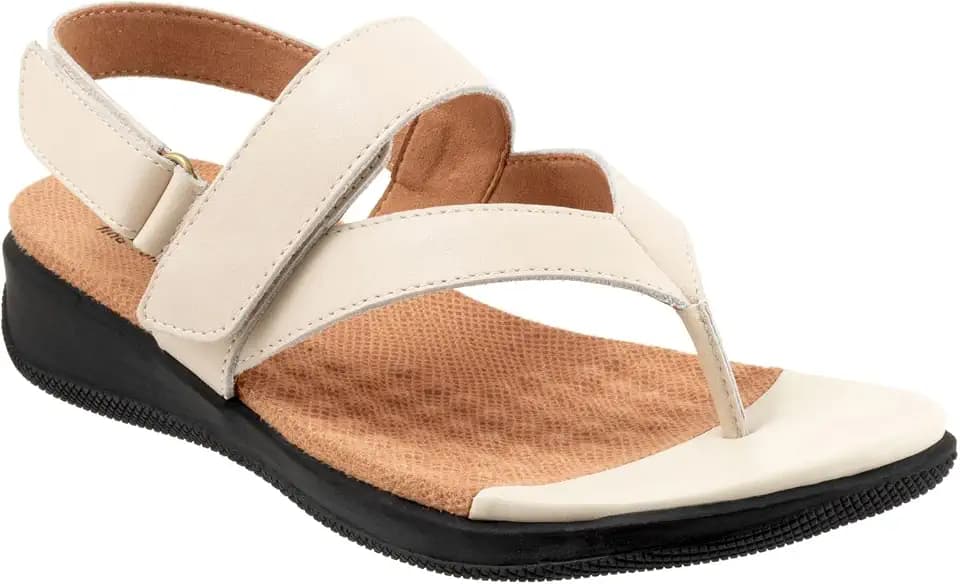 SoftWalk Women's Tracy