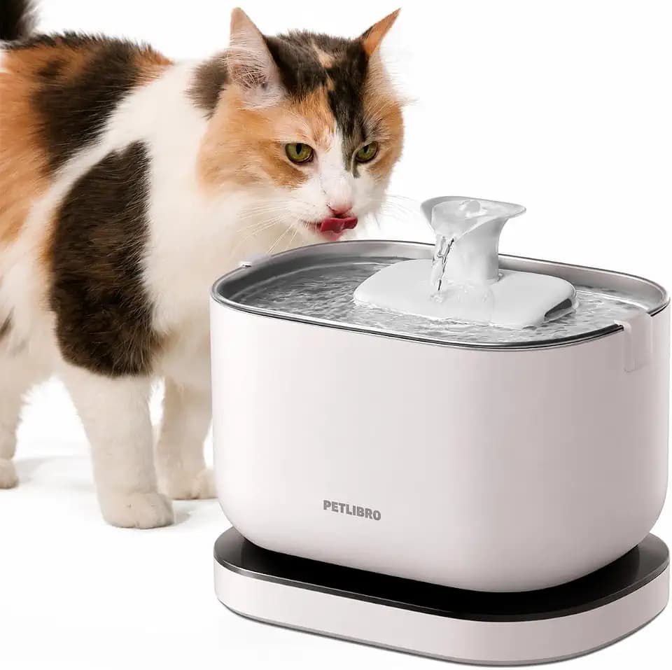 PETLIBRO Cat Water Fountain, Cordless Pet Water Fountain Battery Operated, 2.5L/84oz Dockstream Water Fountains for Cats Indoor, Cat Fountain with Stainless Steel Tray, Easy to Clean BPA-Free