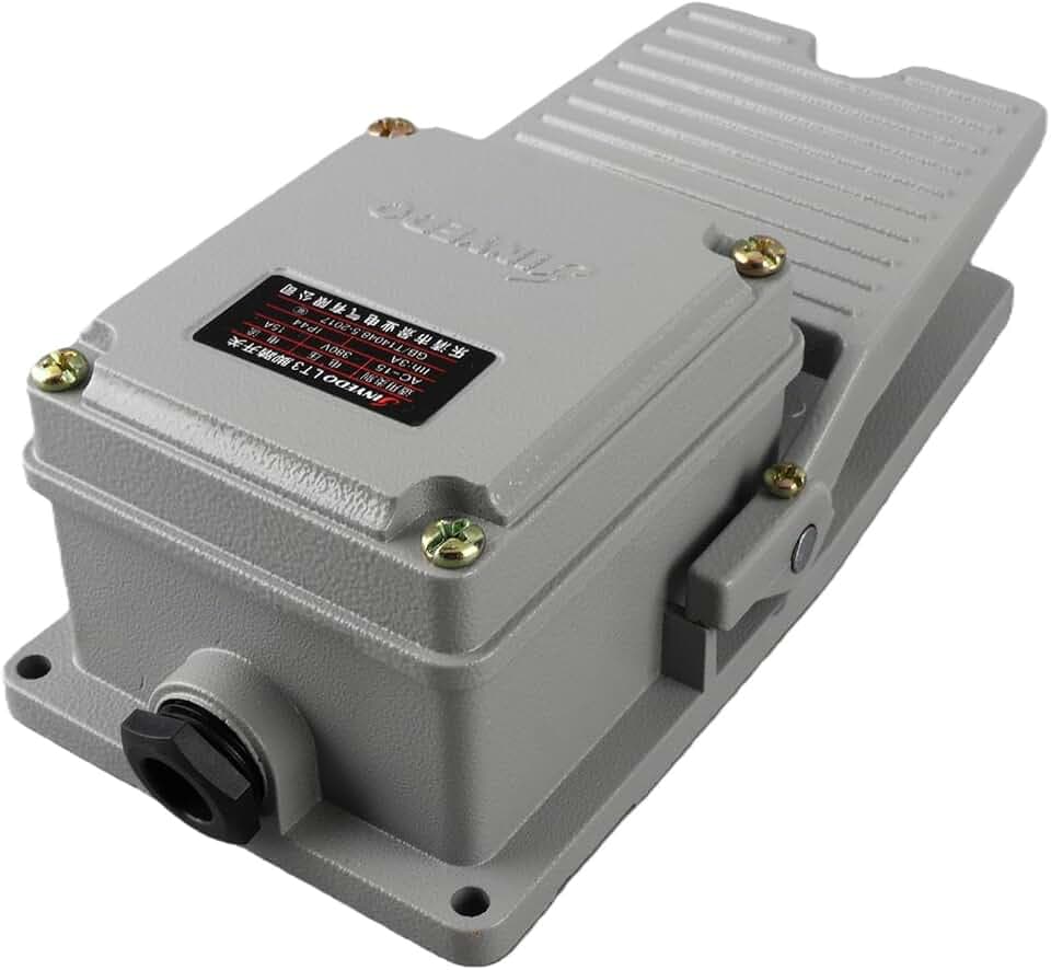15A/250V Momentaner Rutschfester Fußpedalschalter Freisprech-Fußschalter, Aluminium Gehäuse Schließer Momentane Kontaktsteuerung Fußschalter für Kompatibel Elektrowerkzeug