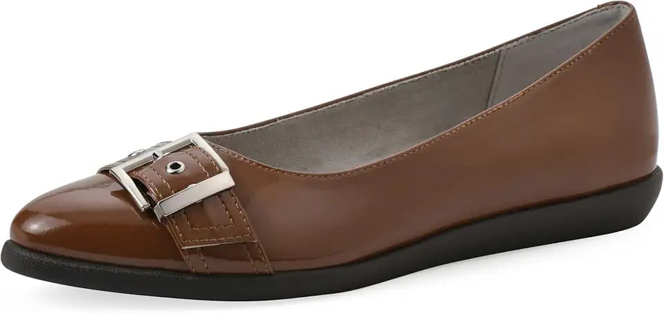 CLIFFS BY WHITE MOUNTAIN Women's Miliani Cushioned Buckle Flat