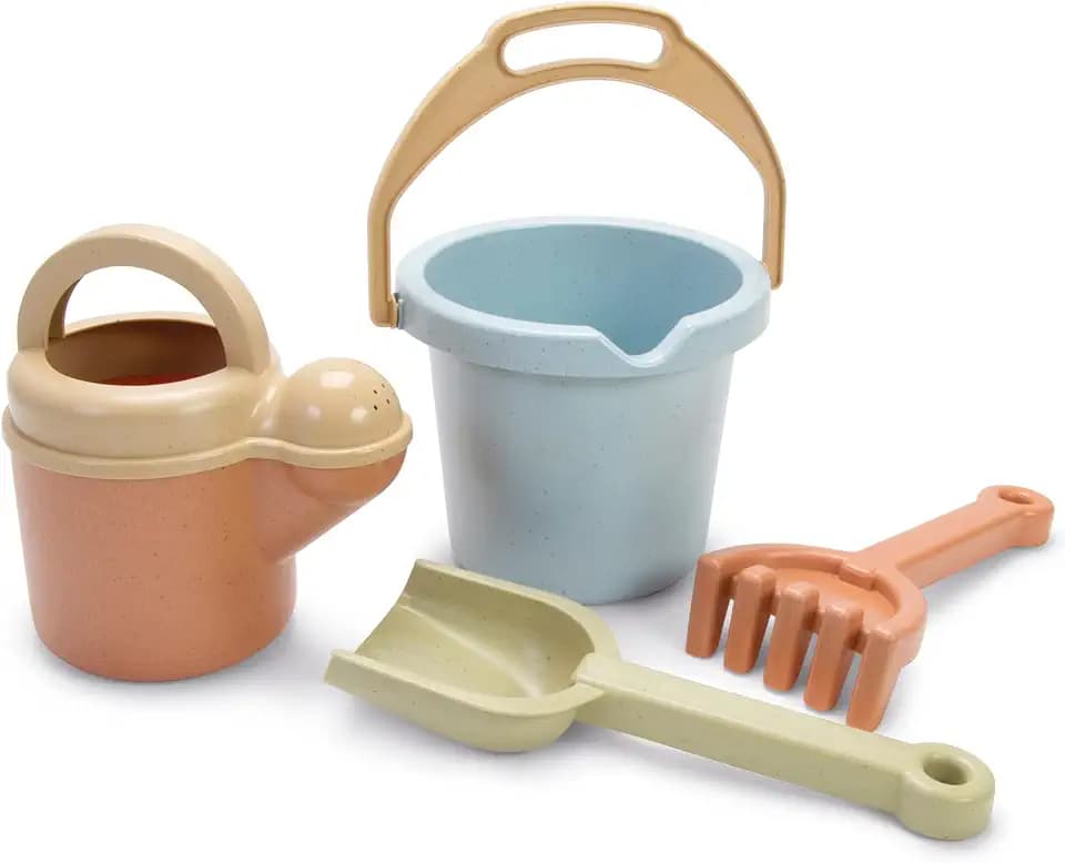 Dantoy - Bio Sandset für Spaß im Freien - Aus Bio-Kunststoff hergestellt - Eimer, Gießkanne, Rechen und Schaufel - Altersgruppe 2+ Jahre