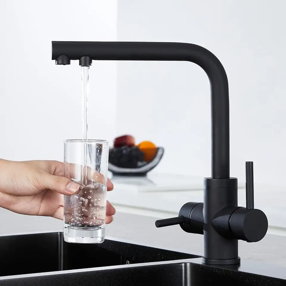 CREA 3 Wege Wasserhahn Schwarz, 360° Drehbar Küchenarmatur, 3 in 1 Mischbatterie Küche für Wasserfilter, Trinkwasserhahn mit 2 Hebel, Drei Wege Armatur, Matt Schwarz