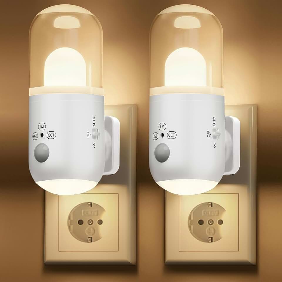 Nachtlicht Steckdose mit Bewegungsmelder & Dämmerungssensor | 3 Farbtemperaturen，RGB 8 Modi ,5 Helligkeitsstufen (20-240 LM) für Flur Treppe Schlafzimmer Wohnzimmer(Weiß 2Stück)