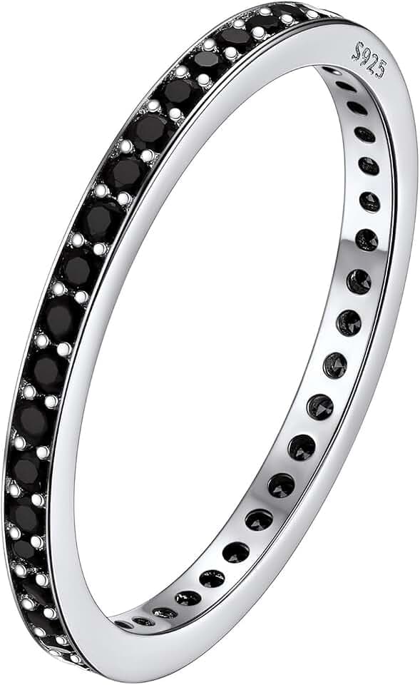 Silvora Schlichter Damenring stapelbar mit Weißen/Schwarzen Zirkonen aus S925 Silber Einacher schlichter Ring mit rundem/Herzförmigem Zirkon im Rundschliff Ringgröße 47（14.8）-67（21.4） in Silber