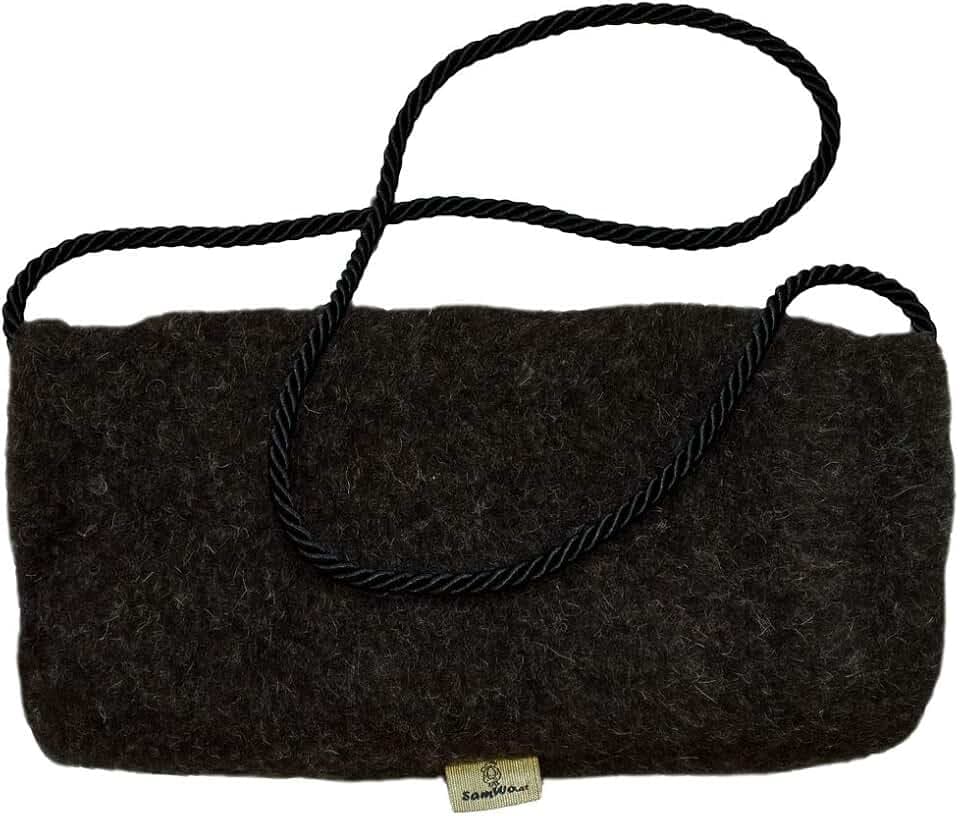 Schafwoll-Muff aus natürlicher Schafschurwolle mit Baumwollkordel (braun)