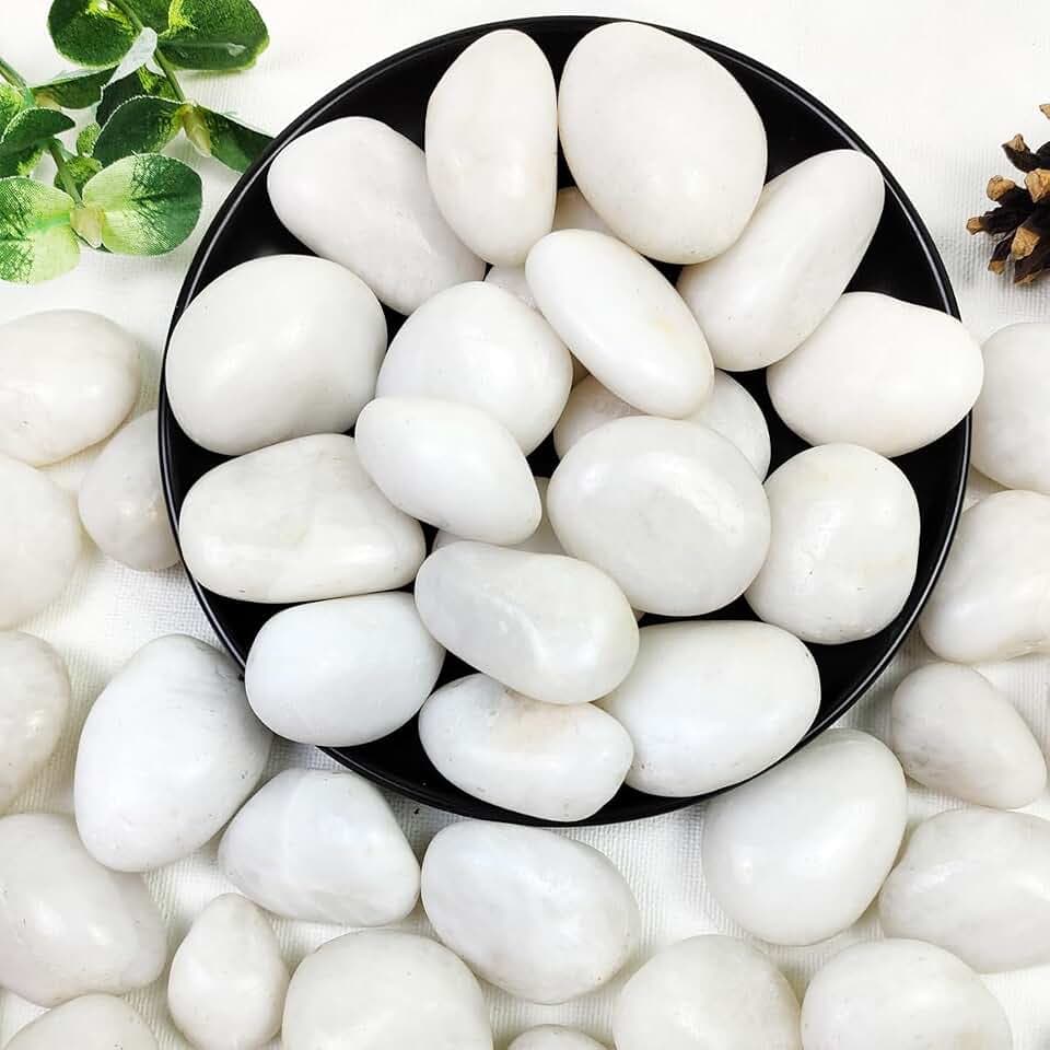 YISZM 40lbs White River Rocks for Garden Landscaping, 1-2 Inch Natural Pebbles for Indoor Plants, High Polished Decorative Stones Outdoor and Indoor DIY Vase Filler Fish Tank Aquariums
