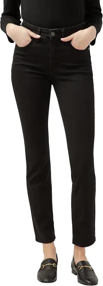 Silver Jeans CO Women's Avery High Rise Curvy Fit Straight Leg Jeans