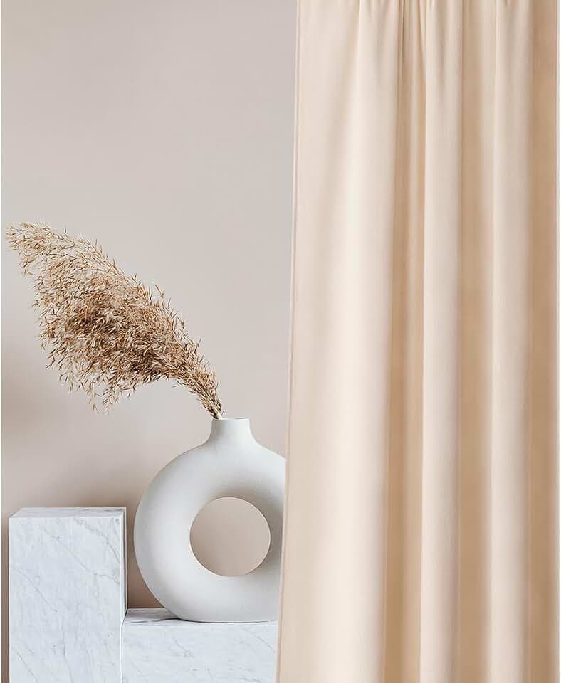 ROOM99 Samtvorhang Vorhang mit Kräuselband Charmy 140 x 250 cm Breite x Höhe Schiebegardinen Curtain Wohnzimmer Schlafzimmer Samt Velours Creme, 1 Stück