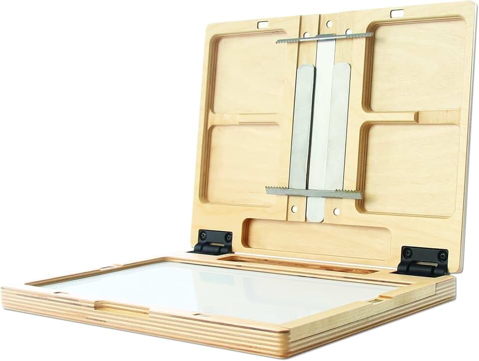 New Wave U.Go Plein Air Anywhere Pochade Box, Ultra Lightweight Baltic Birch Wood with Stainless Steel and Aluminum Construction, Medium Measures 8.4 x 11.25 x 1.25 inches (00702)
