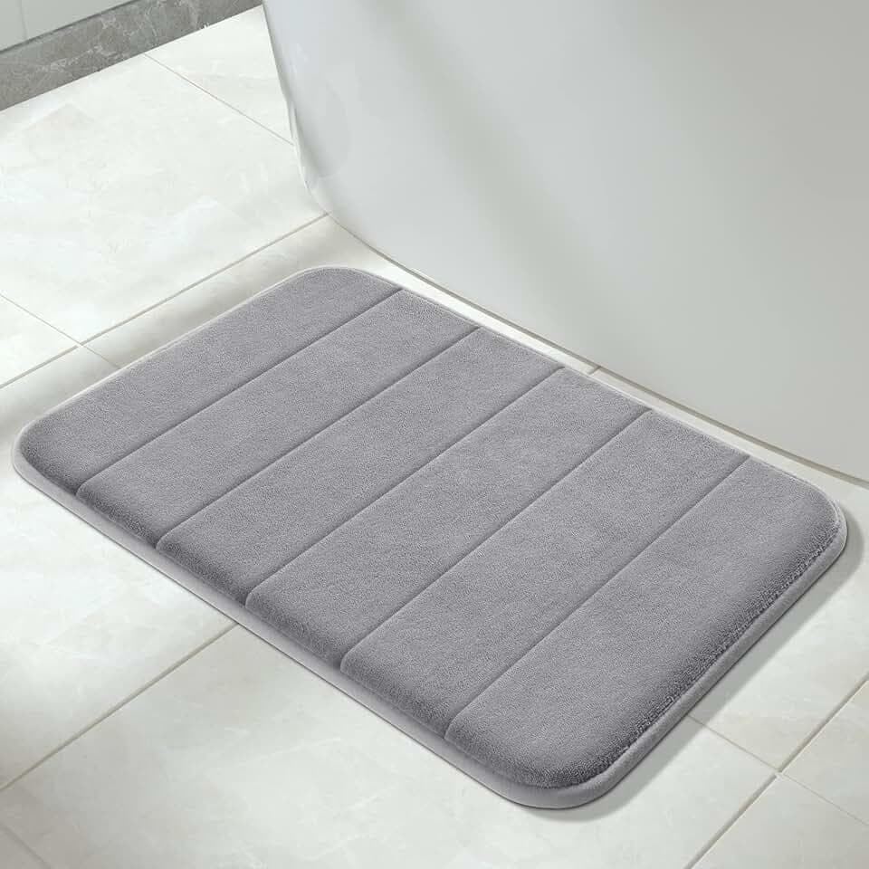 Yimobra Memory Schaum Badematte, Weich Bequem, Super Wasseraufnahme,61 x 43 cm，rutschfest, Dick, Maschinenwaschbar, Leicht zu Trocknen, für Badezimmerteppich, Grau