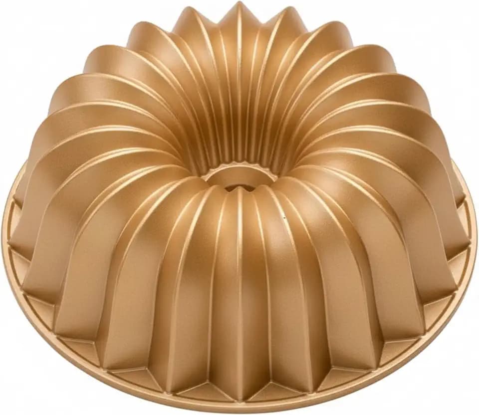 NutriChef Cake Pan - 10 Cups Die Cast Fluted Aluminum Cake Mold, Nonstick for Easy Release and Even Bake, Durable Design, Ideal for Desserts and Casseroles