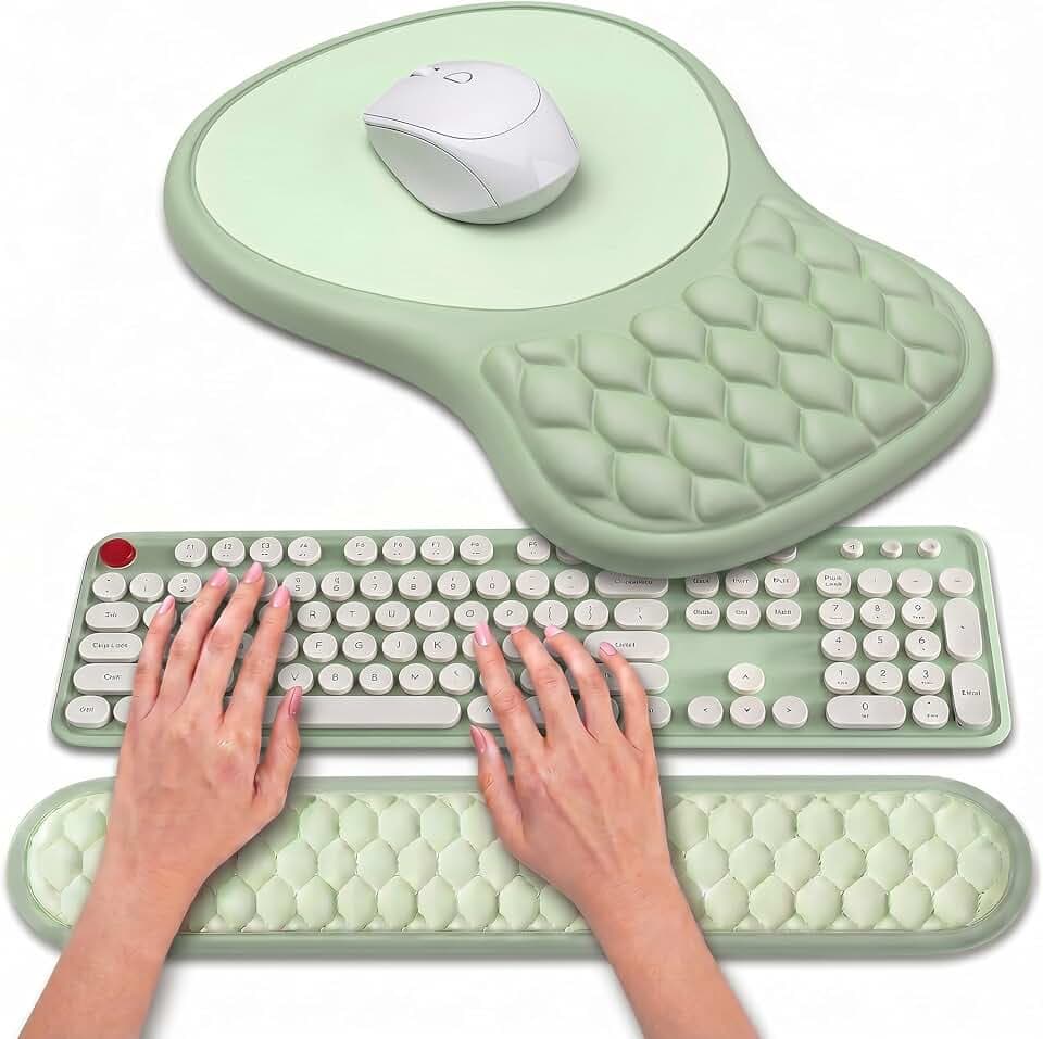 Mouse Pad Keyboard Wrist Rest, 2 in1 Keyboard Wrist Ergonomic Mouse Pad Support, Cute Wrist Rest for Computer Laptop Desk Decor Accessory for Office Home (Green)