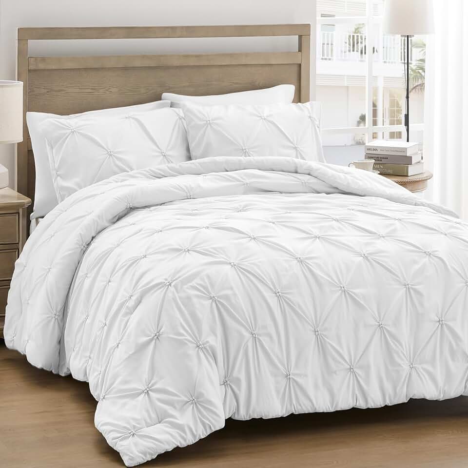 UNIKOME Queen Comforter Set White - Ultra Soft Boho Pintuck Down Alternative Bedding Set for All Seasons, 3 Pieces Warm Pinch Pleat Bed Set with Comforter, 2 Pillowcases