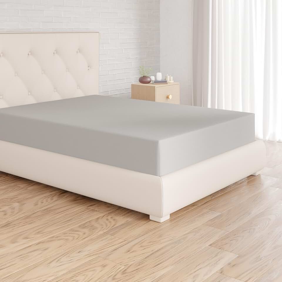 Amazon Basics Mikrofaser Spannbettlaken, 100% Polyester, Weich und Atmungsaktiv, 200cm x 200cm x 30cm, Hellgrau
