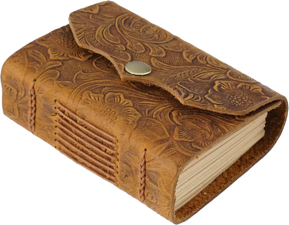 Acidea Leder-Tagebuch-Notizbuch, 10,9 x 7,6 cm, Taschen-Notizbuch, 320 Seiten, Kraftpapier, geprägtes Tagebuch, kleine Leder-Tagebücher zum Schreiben, Mini-Handarbeit, unliniertes Leder-Scrapbook,
