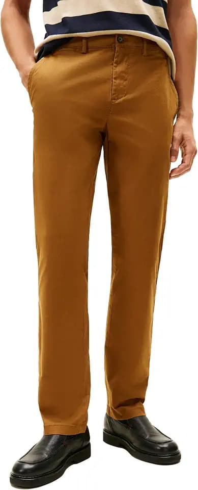 Tommy Hilfiger Men's Stretch Cotton Chino Pants in Custom Fit