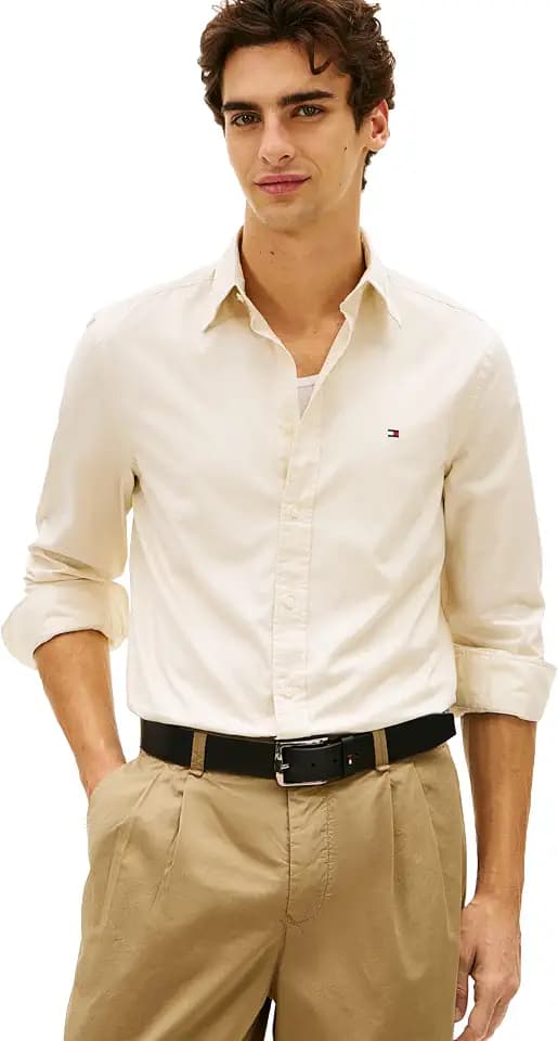 Tommy Hilfiger Men's Long Sleeve Poplin Shirts in Regular Fit, Men's Button Down Shirts, Also Available in Big and Tall