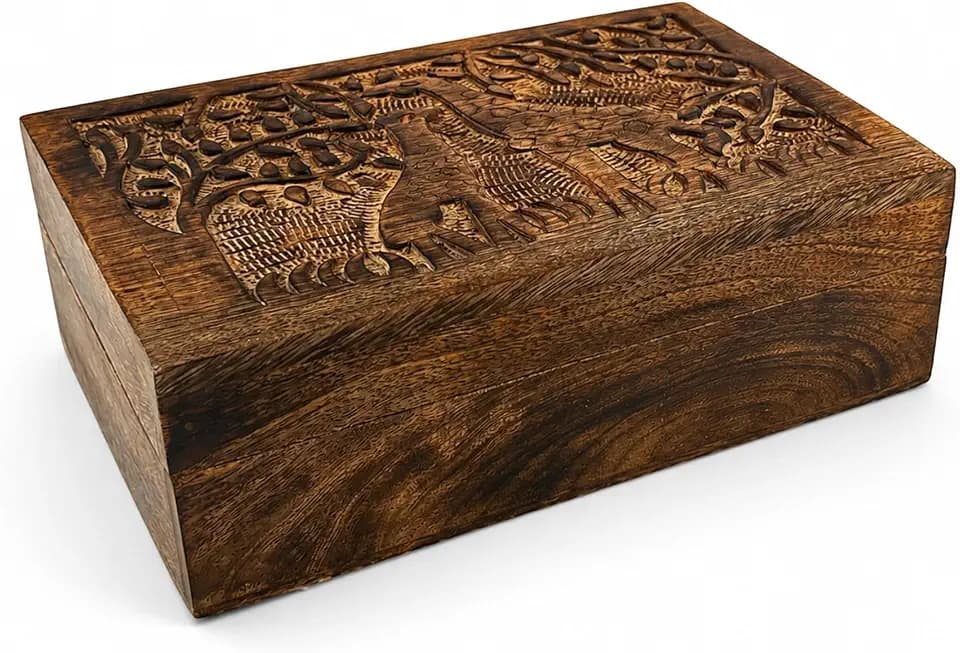 Wooden Keepsake Box Memory Keepsakes Handmade Mini Jewellery Box, Giraffe