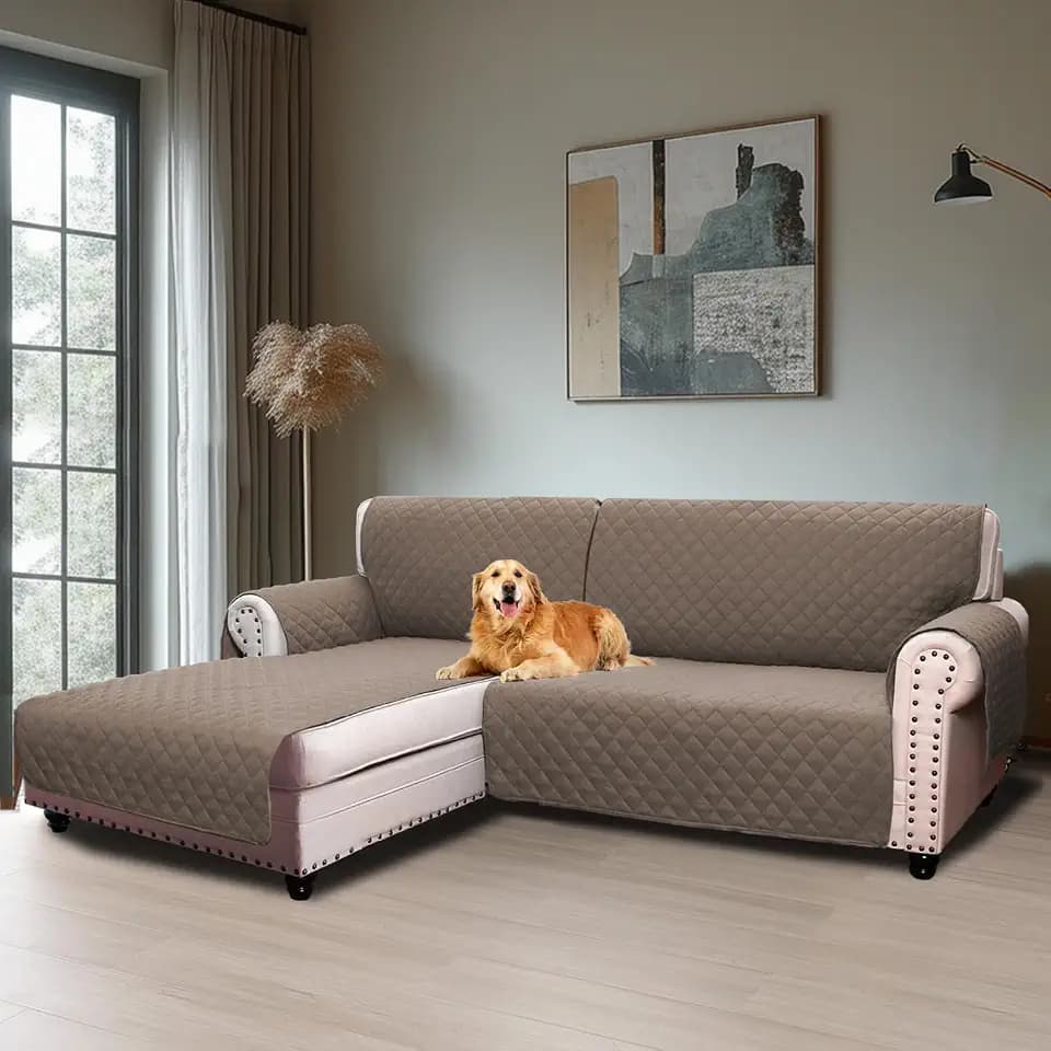 BellaHills Sofaüberzug Wasserabweisend rutschfeste Sofaüberwurf Abnehmbar mit Armlehnen Taschen und Gummiband Chaiselongue Linke (205CM) Taupe