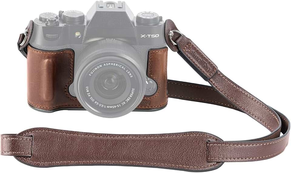 SMALLRIG X-T50 Half Leather Case Kit with Shoulder Strap, Halbledertasche für Kamera im Retro-Stil aus Leder mit Rahmen aus Aluminiumlegierung für FUJIFILM X-T50, (Braun) - 4710
