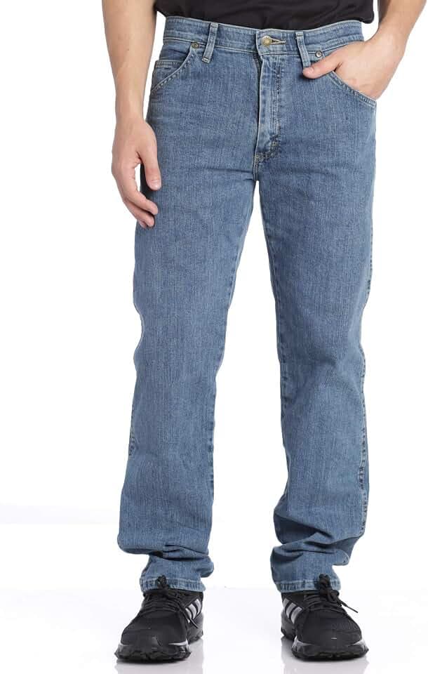 Wrangler Men's Rugged Wear Classic Fit Jean