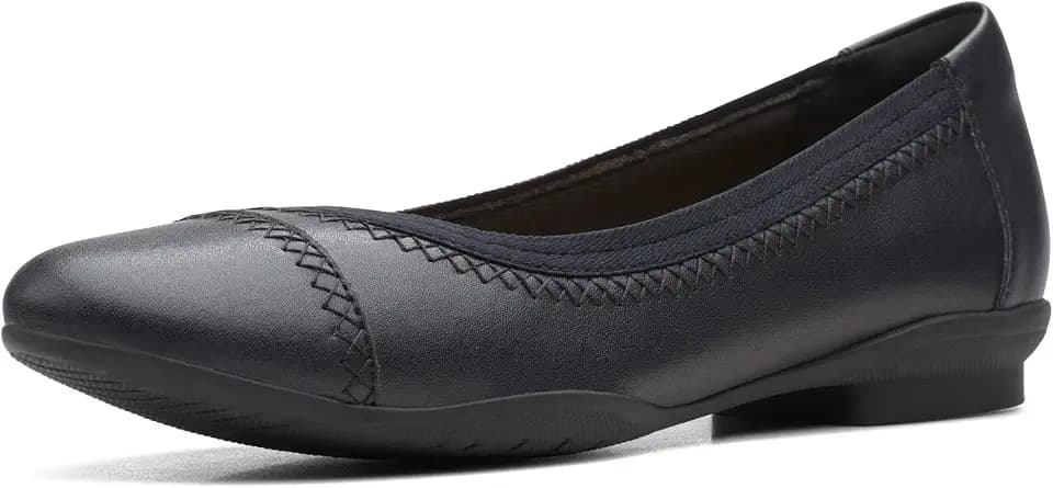 Clarks Sara Bay