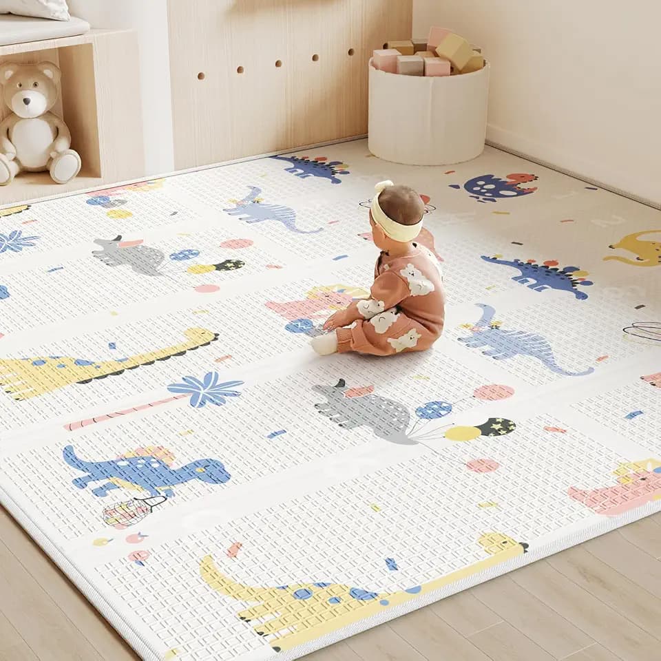 BG-BABYGO Krabbelmatte & Spielmatte für Babys– Faltbare, wasserdichte Babymatte für Neugeborene und Krabbelkinder – Weiche Schaumstoffmatte als Spielteppich (Island&Dinosaur, 147 * 175 * 1 cm)