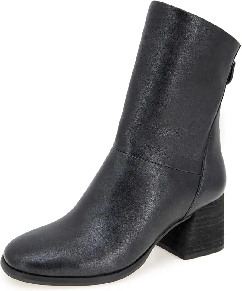 Gentle Souls by Kenneth Cole Womens Saranac