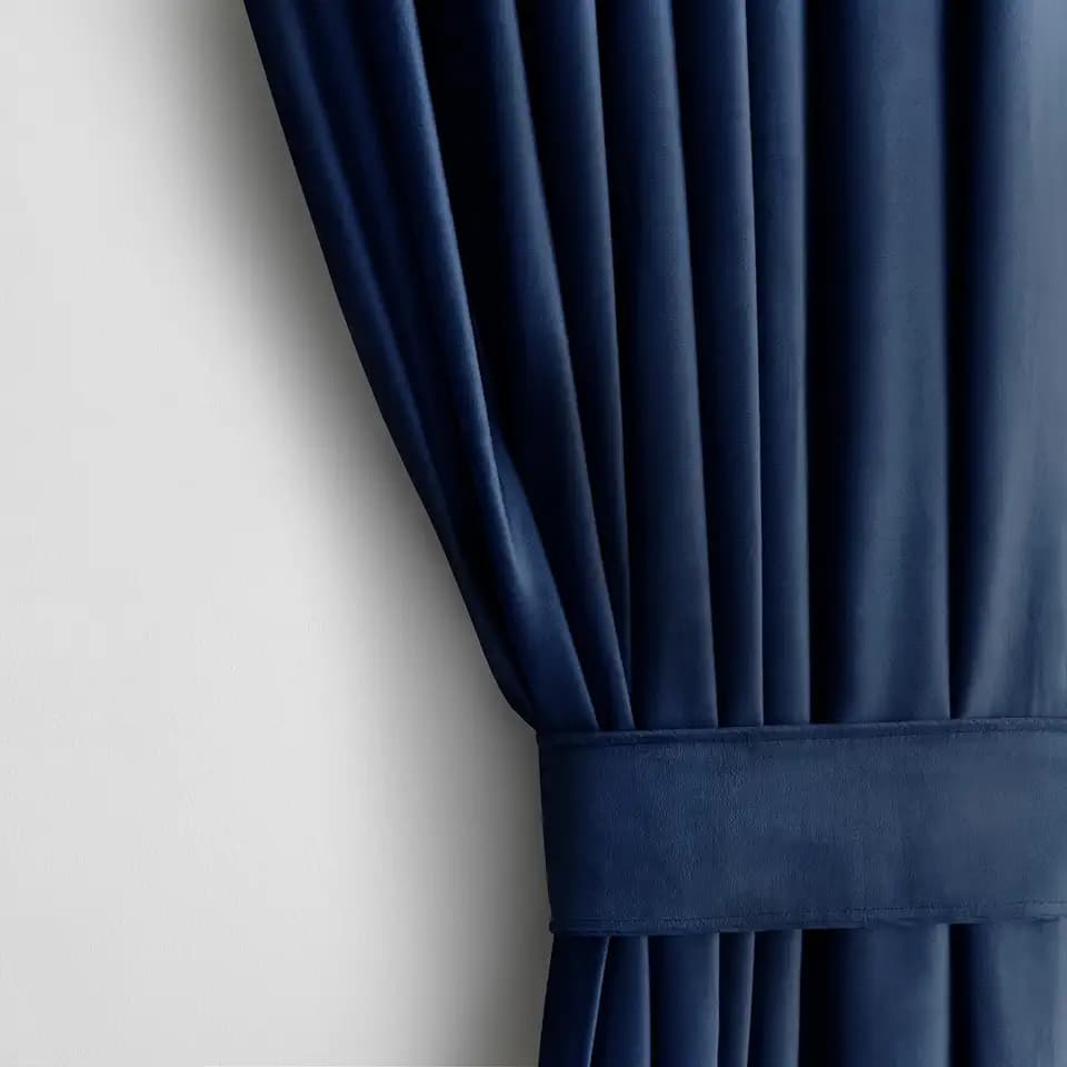 RESTILO Set Vorhang H 245 x B 140 cm mit Raffhalter 54 x 10 cm Optik Velvet