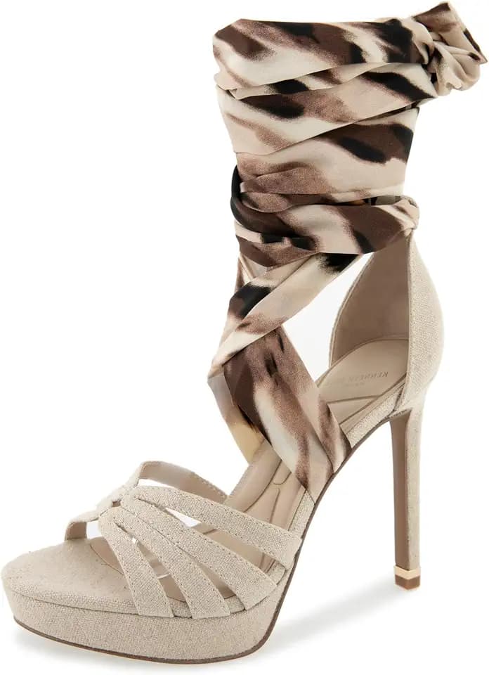 Kenneth Cole New York womens Nikkii