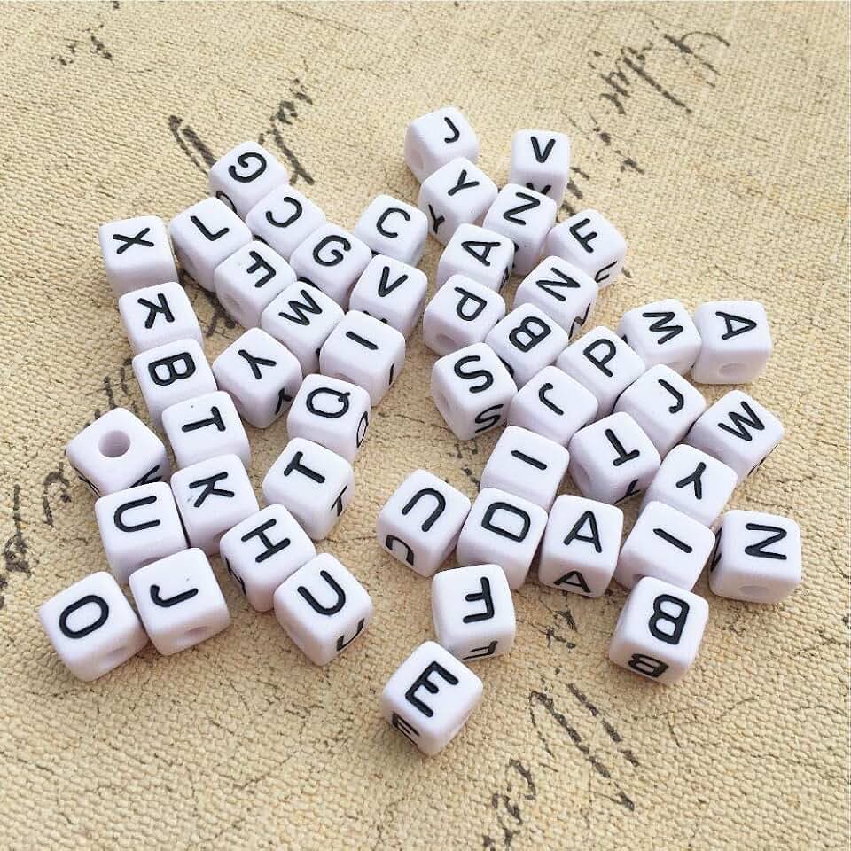 DAHI buchstabenperlen ca.1000stk