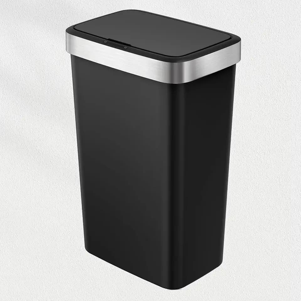 EKO Küchenmülleimer, 50 l, mit automatischem Sensor und Softclose, batteriebetrieben, schwarzer Mülleimer mit Anti-Fingerabdruck-Beschichtung, rutschfester Boden und Taschenhalter, modernes und leises