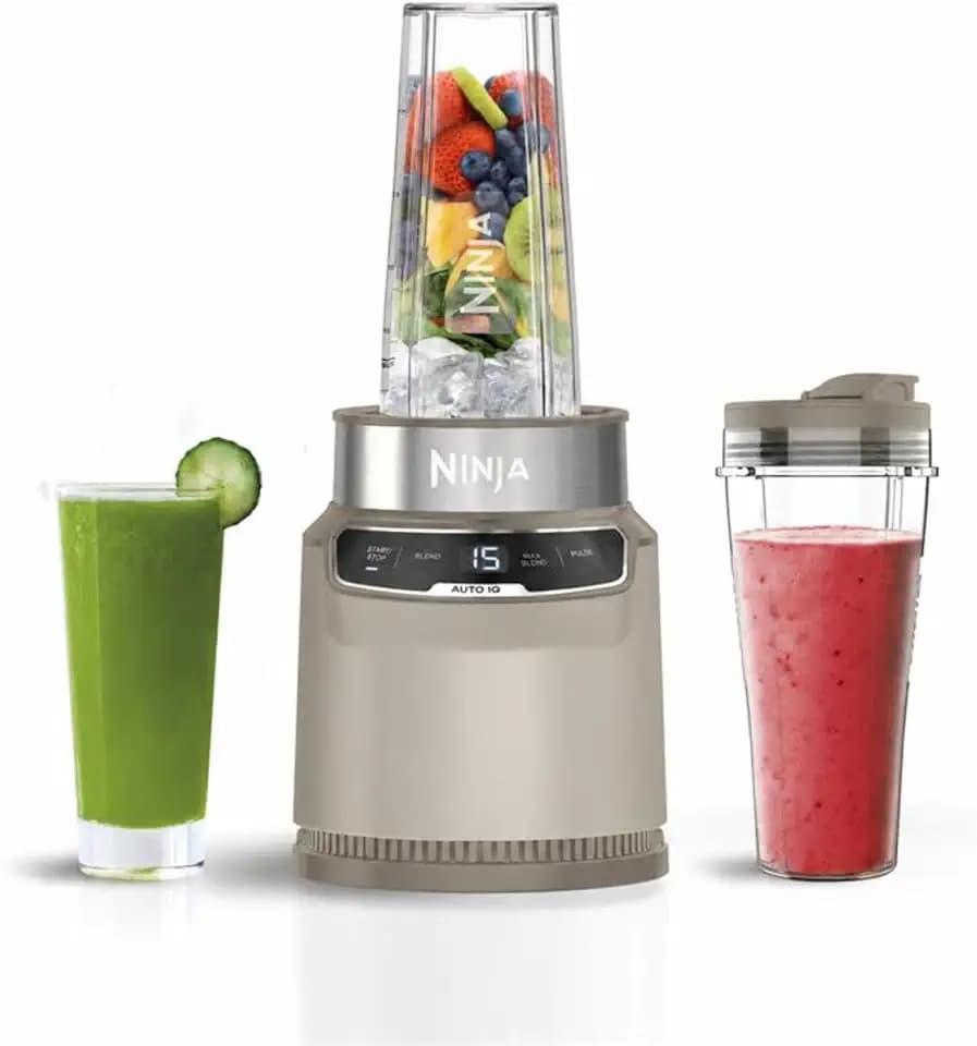 Ninja Personal Blender. Mixer mit Auto-iQ Technologie, 1000-W-Motor, inkl. 1x Becher für eine Portion mit 700 ml, Stonegold BN500EUSD1