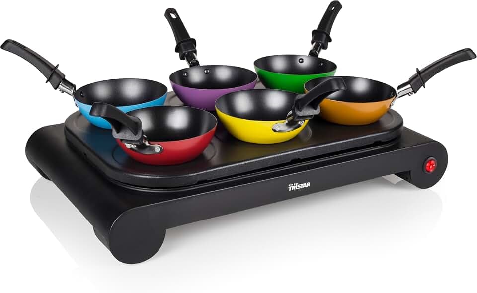 Tristar BP-2827 Wok-Set für 6 Personen, 1000 W – Multifunktionaler Elektrogrill mit farbigen Pfännchen, Pancake-Formen und Antihaftbeschichtung, ideal für Familienabende und Partys