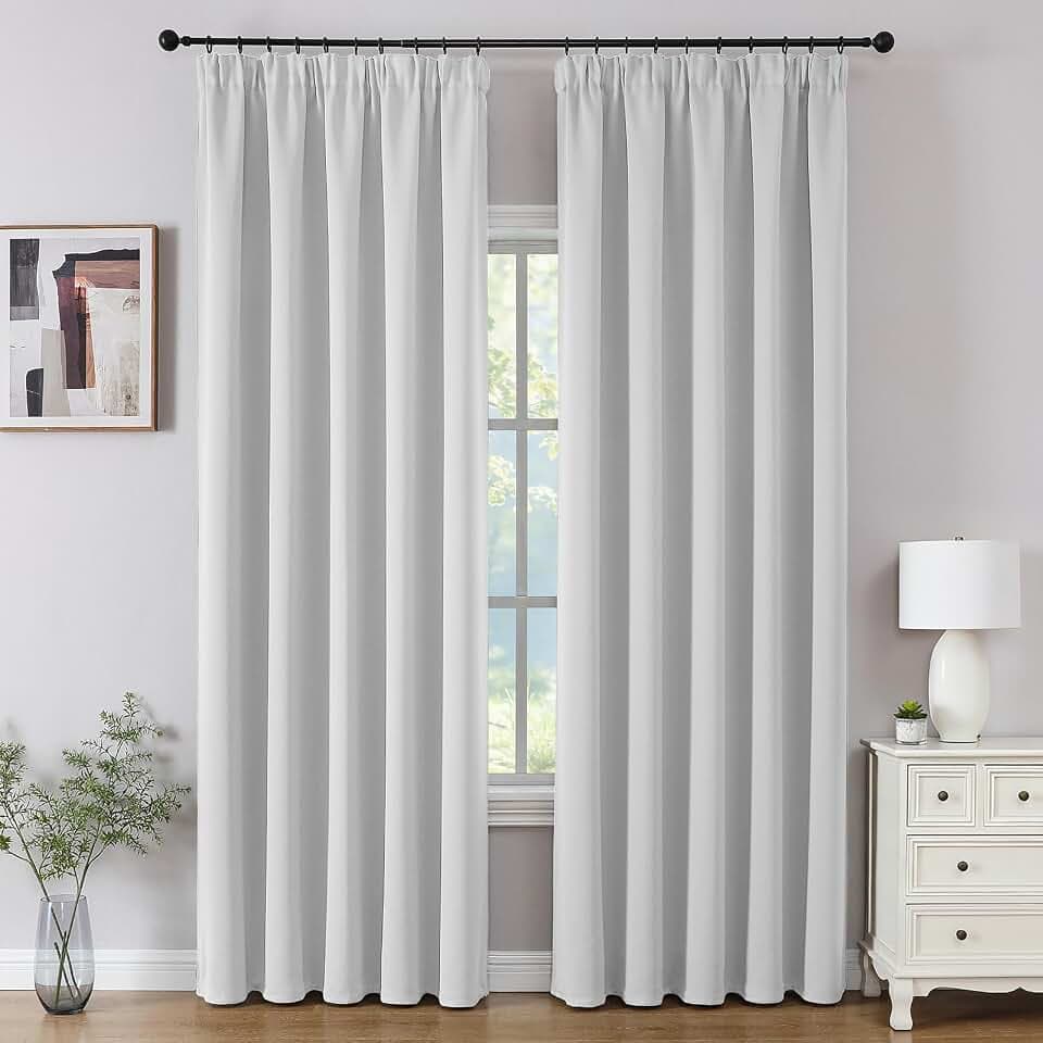 CUCRAF Vorhänge Blickdicht mit Kräuselband 2 Stück H225 x B140 cm Thermovorhang Schallschutz Verdunklungsvorhänge Kälteschutz für Wohnzimmer Kinderzimmer Schlafzimmer Vorhang