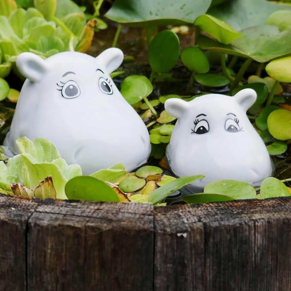 Storm's Gartenzaubereien Keramik Hippos schwimmende Deko für Mini-Teiche und Innenbereich naturgetreue Tierfiguren Teichdeko, Gartenfigur